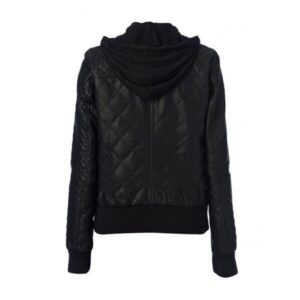 Czarna pikowana skórzana kurtka typu bomber